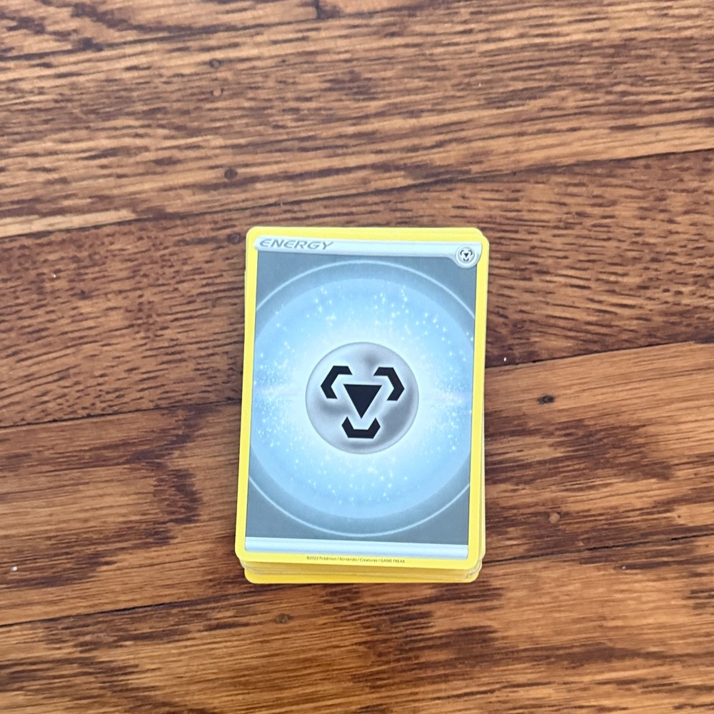 Stack of 28 Steel Energy Pokémon Card